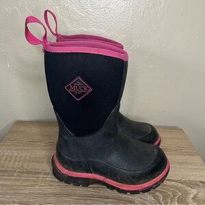 Muck Boot Company Element Black Pink Waterproof Boot infant Size 9